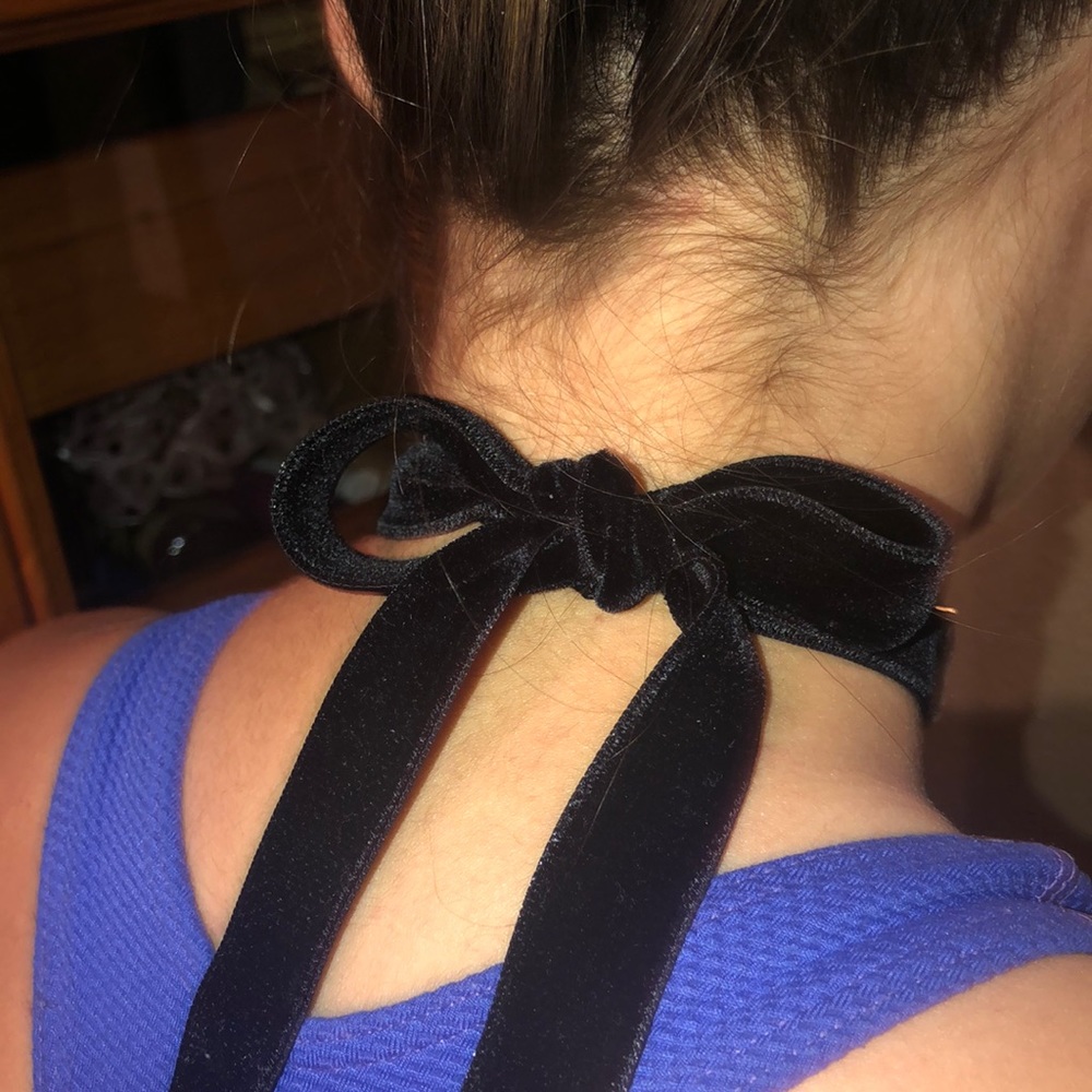 New Trina Turk Choker Gold BLACK Velvet strings - Picture 6 of 12